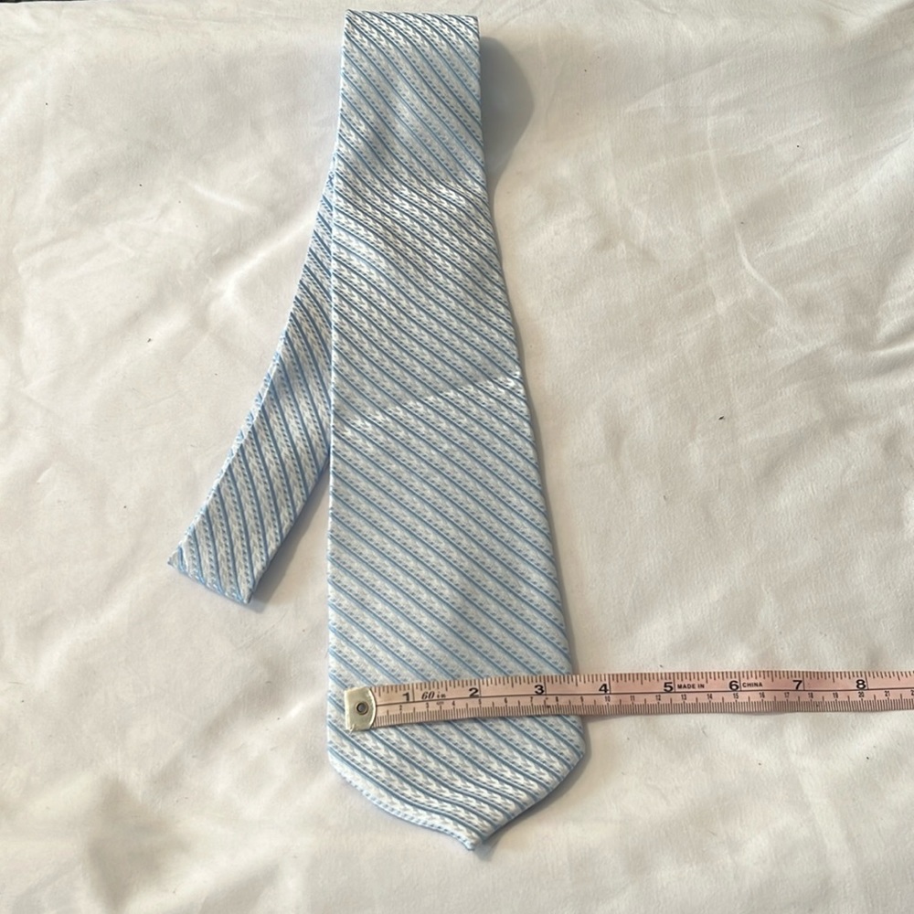 Kailong silk tie!